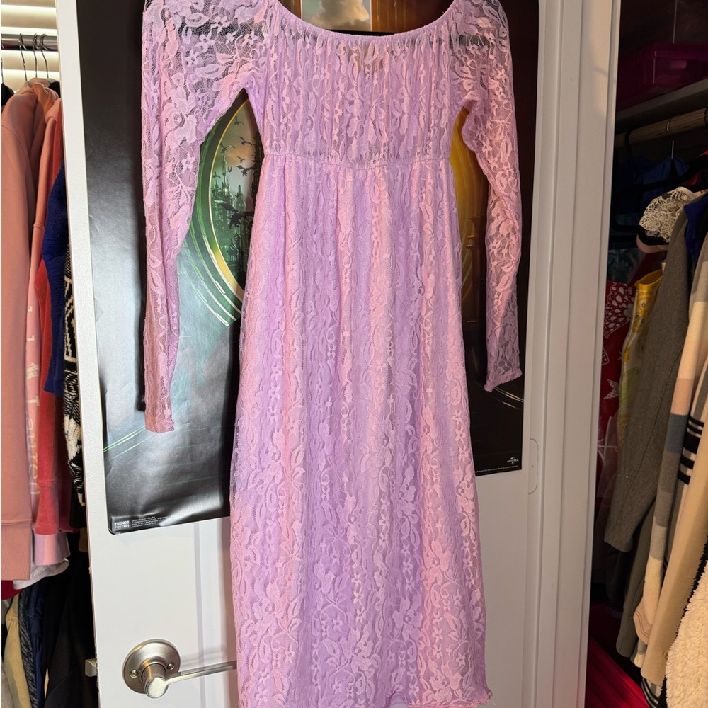 Elegant Pink Lace Dress